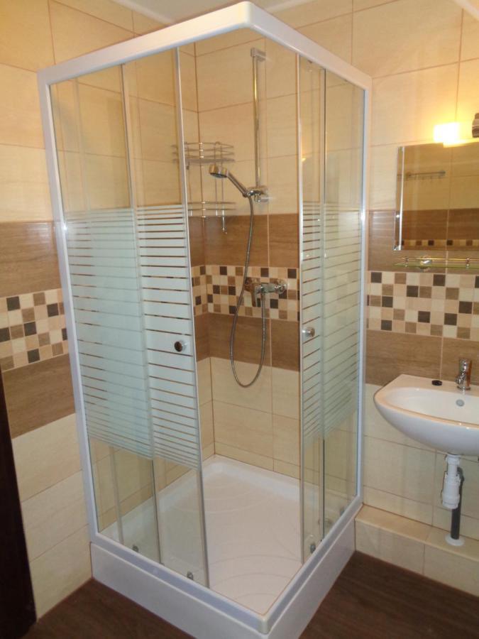 Hotel Patricia Panzio Bük Zewnętrze zdjęcie